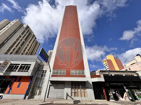 Apartamento para locacao no Centro em Curitiba com 35,66m² por R$ 1.750,00