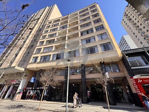 Conjunto Comercial para locacao no Centro em Curitiba com 88,8m² por R$ 1.800,00
