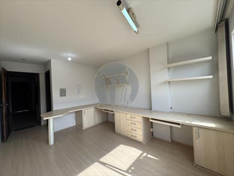Conjunto Comercial para venda no Centro em Curitiba com 18,45m² por R$ 115.000,00