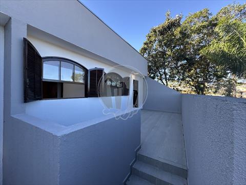 Casa Residencial para locacao no Cachoeira em Curitiba com 42m² por R$ 2.750,00