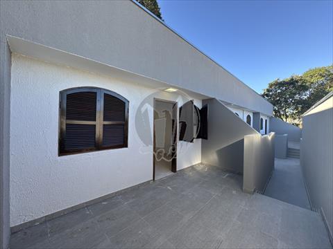 Casa Residencial para locacao no Cachoeira em Curitiba com 42m² por R$ 2.750,00