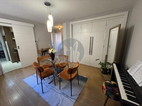 Apartamento para venda no Cristo Rei em Curitiba com 67,2m² por R$ 320.000,00