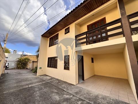 Sobrado para locacao no Boa Vista em Curitiba com 118,7m² por R$ 3.625,00