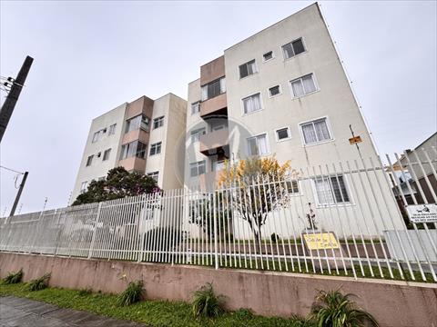 Apartamento para locacao no Uberaba em Curitiba com 59,75m² por R$ 2.875,00