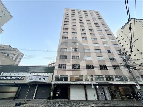 Apartamento para locacao no Centro em Curitiba com 48m² por R$ 1.937,50