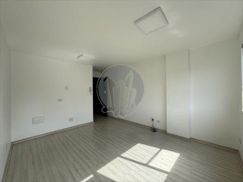 Conjunto Comercial para locacao no Centro em Curitiba com 27,6m² por R$ 1.125,00