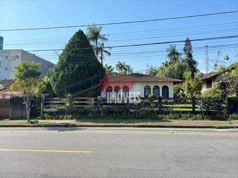 Terreno para venda no Bom Retiro em Joinville com 1.463m² por R$ 1.400.000,00