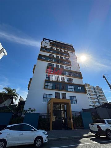 Apartamento para locacao no Anita Garibaldi em Joinville com 110,25m² por R$ 3.990,00