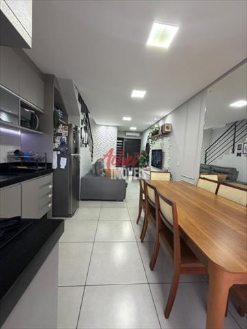 Sobrado Geminado para venda no Iririu em Joinville com 72,1m² por R$ 430.000,00