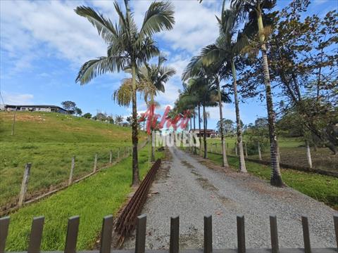 Chácara para venda no Estrada Férrea em Guaramirim com 127.000m² por R$ 2.700.000,00