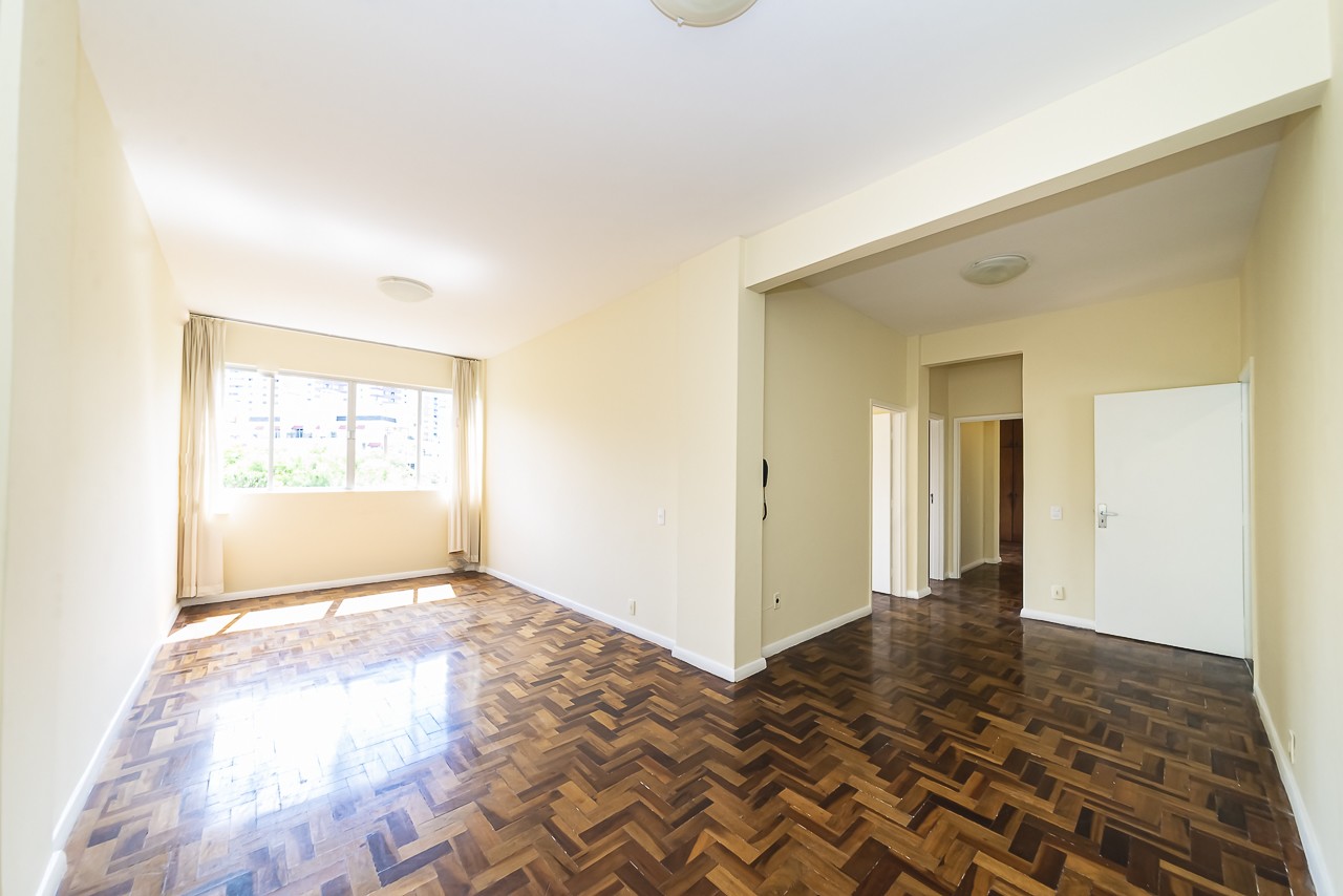 Apartamento para locacao no Juveve em Curitiba com 123,6m² por R$ 4.375,00