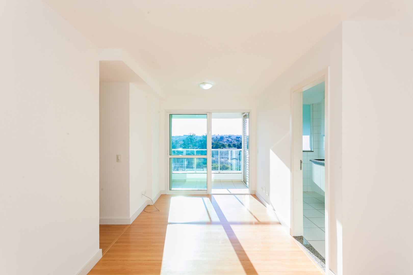 Apartamento para locacao no Boa Vista em Curitiba com 70m² por R$ 4.000,00