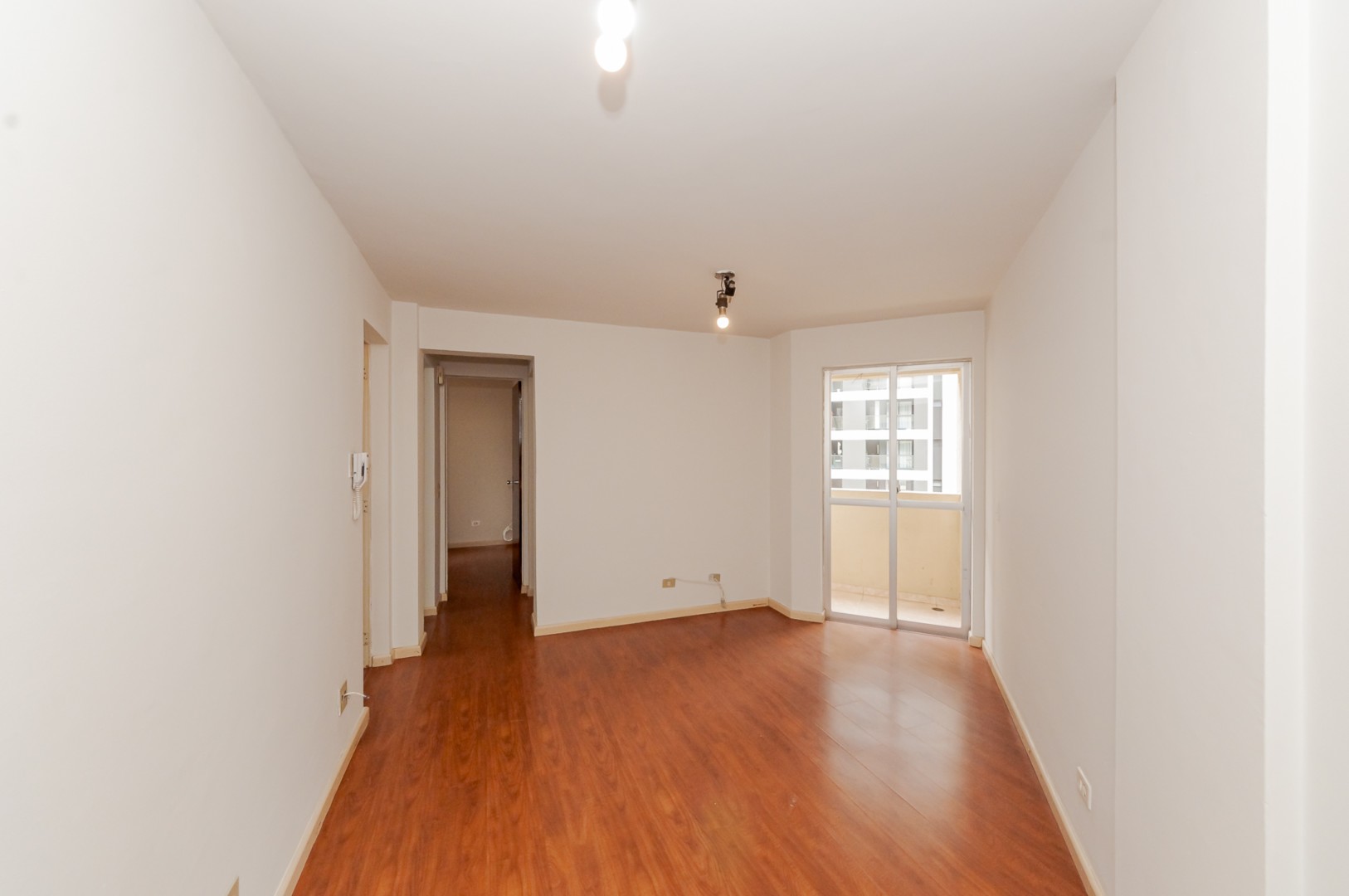 Apartamento para alugar em Bigorrilho, Curitiba — Construa Assessoria Imobiliária
