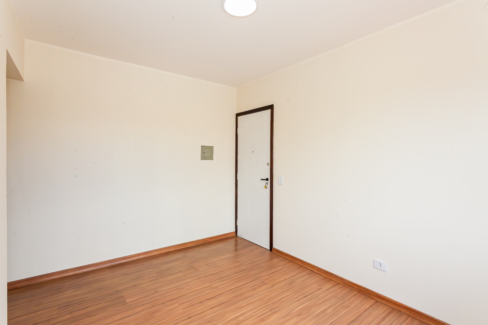 Apartamento para alugar em Reboucas, Curitiba — Portal Chave Fácil