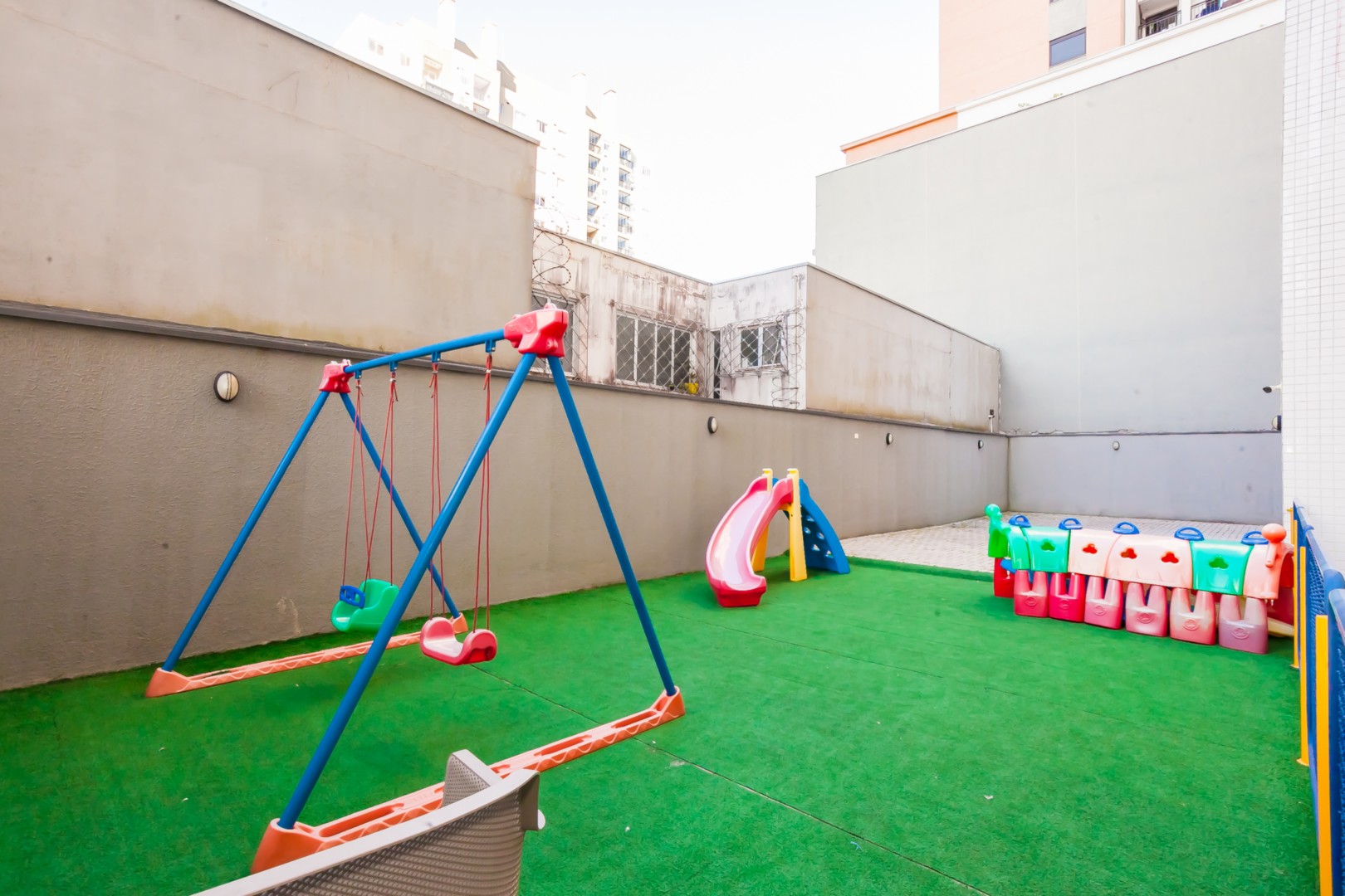Apartamento para alugar em Boa Vista, Curitiba — Toyo Imóveis - Curitiba/PR