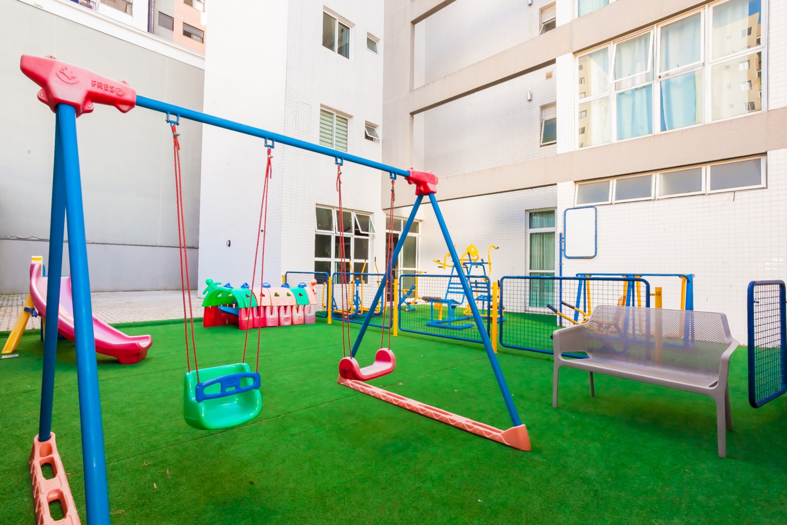 Apartamento para alugar em Boa Vista, Curitiba — Toyo Imóveis - Curitiba/PR