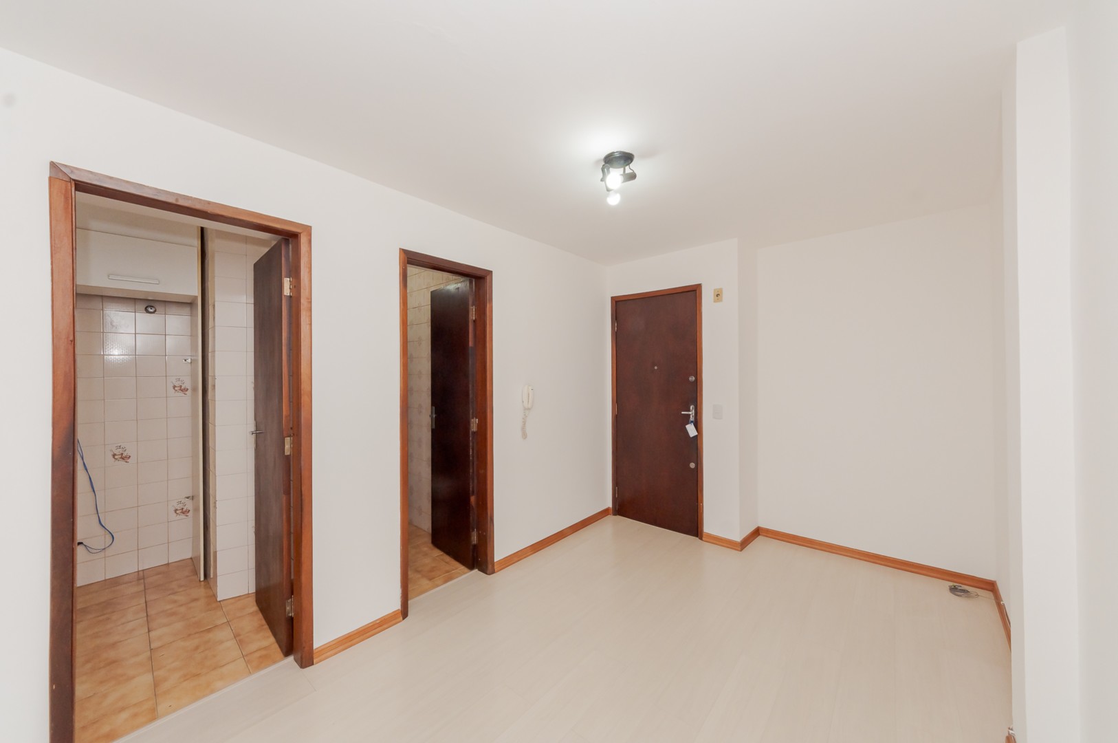 Apartamento para locacao no Centro em Curitiba com 31,55m² por R$ 1.261,50