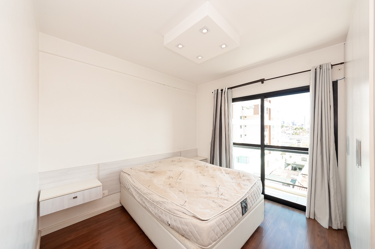 Apartamento para locacao no Reboucas em Curitiba com 96m² por R$ 3.875,00