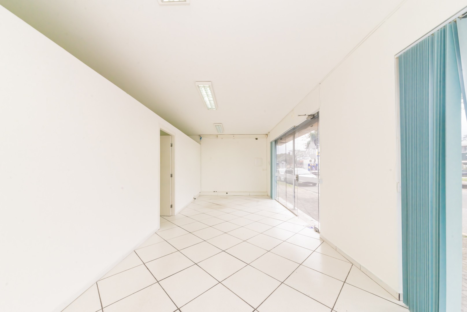 Loja para locacao no Boqueirao em Curitiba com 0m² por R$ 11.125,00