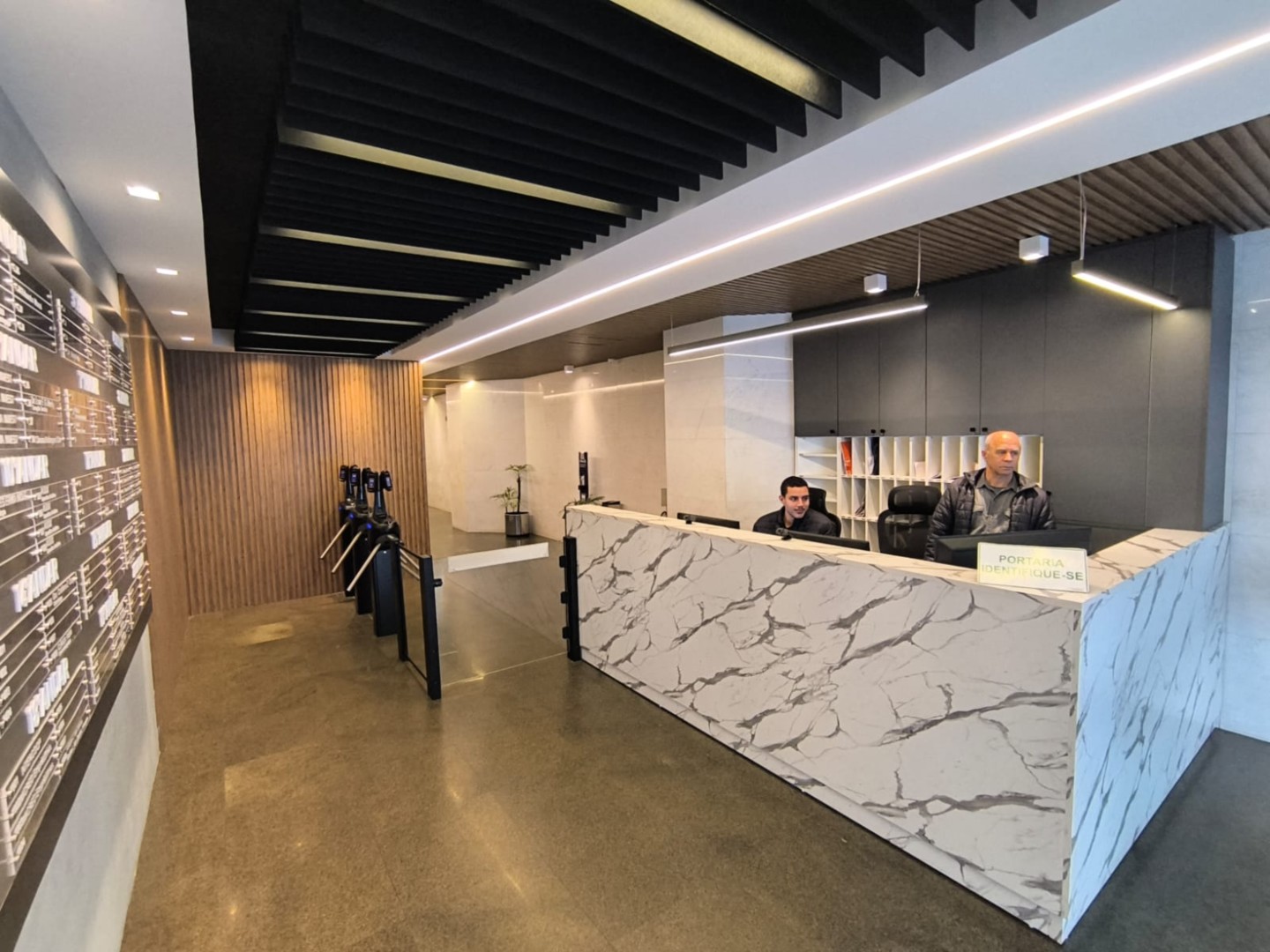 Conjunto Comercial para venda no Centro em Curitiba com 35m² por R$ 120.000,00