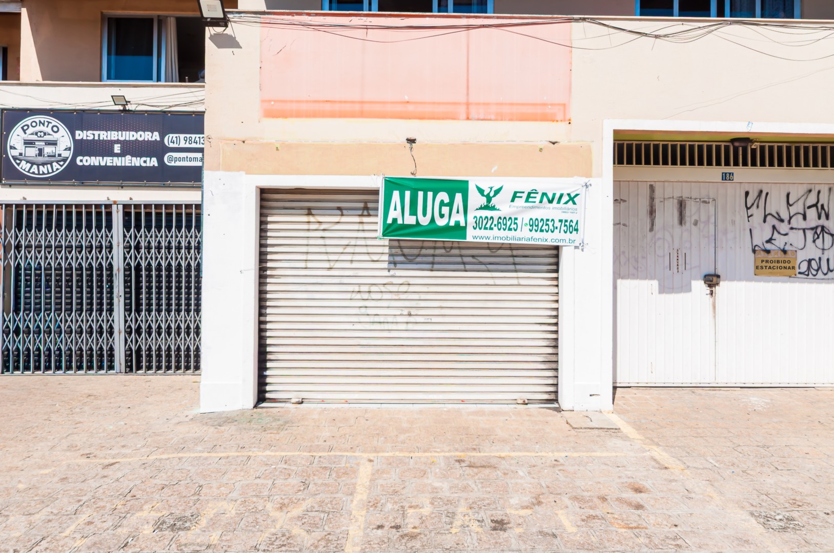 Loja para locacao no Ahu em Curitiba com 30m² por R$ 2.125,00