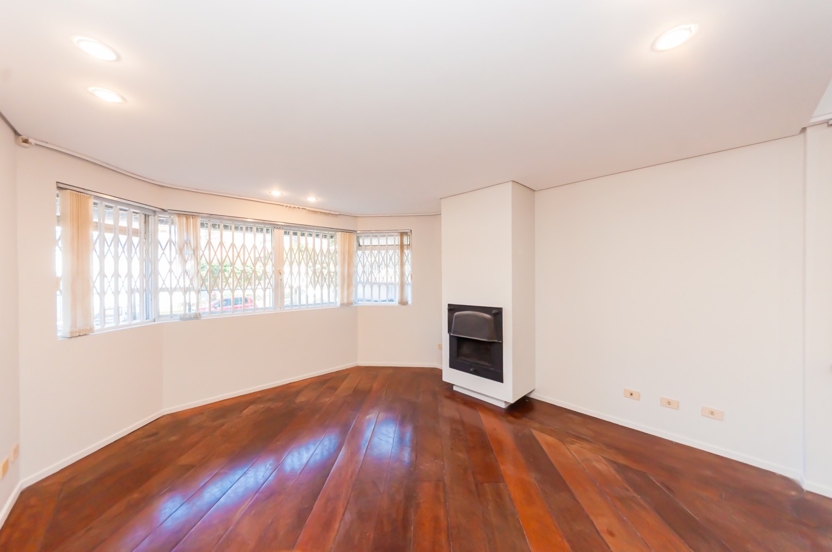 Apartamento para alugar em Juveve, Curitiba — Portal Chave Fácil