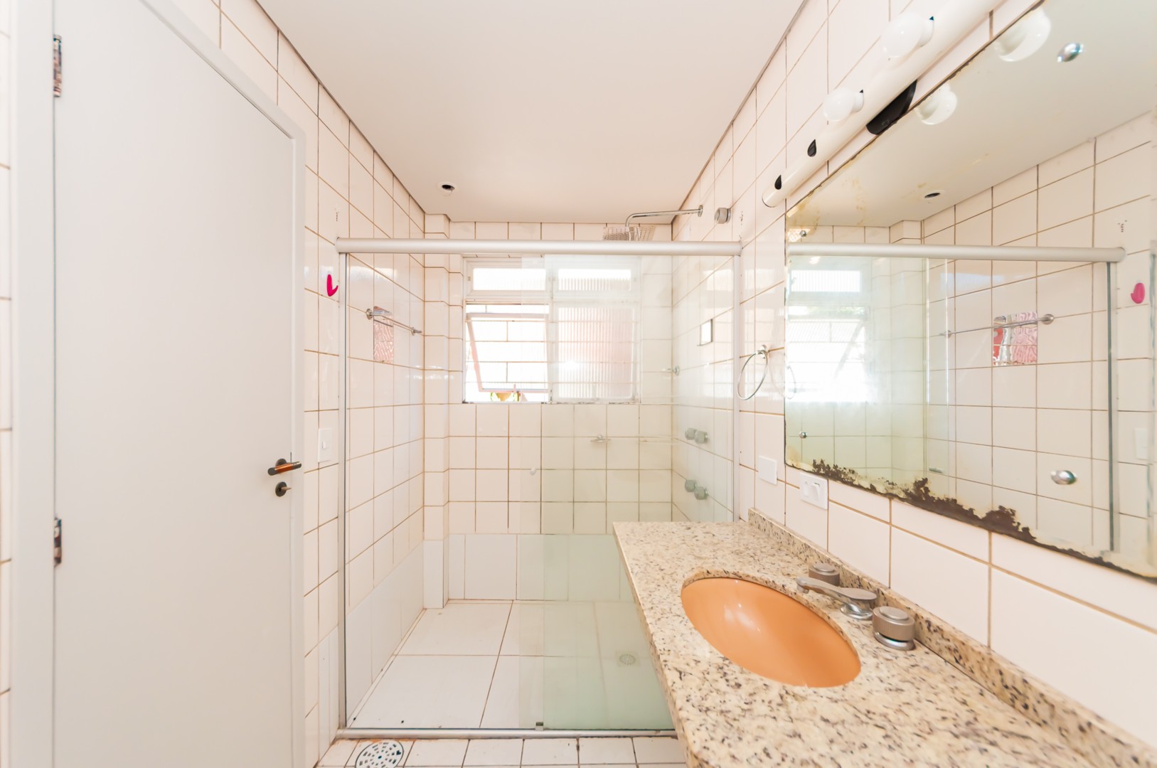 Apartamento para alugar em Juveve, Curitiba — MAFI ADMINISTRADORA DE IMOVEIS LTDA
