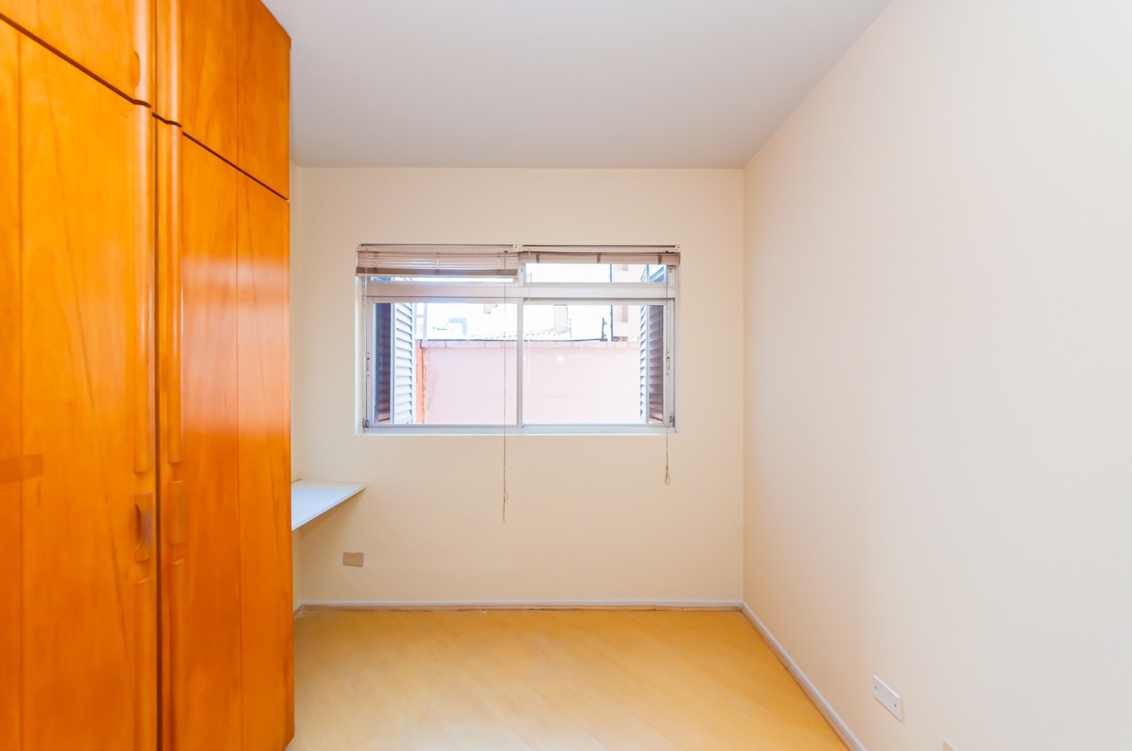 Apartamento para alugar em Juveve, Curitiba — MAFI ADMINISTRADORA DE IMOVEIS LTDA