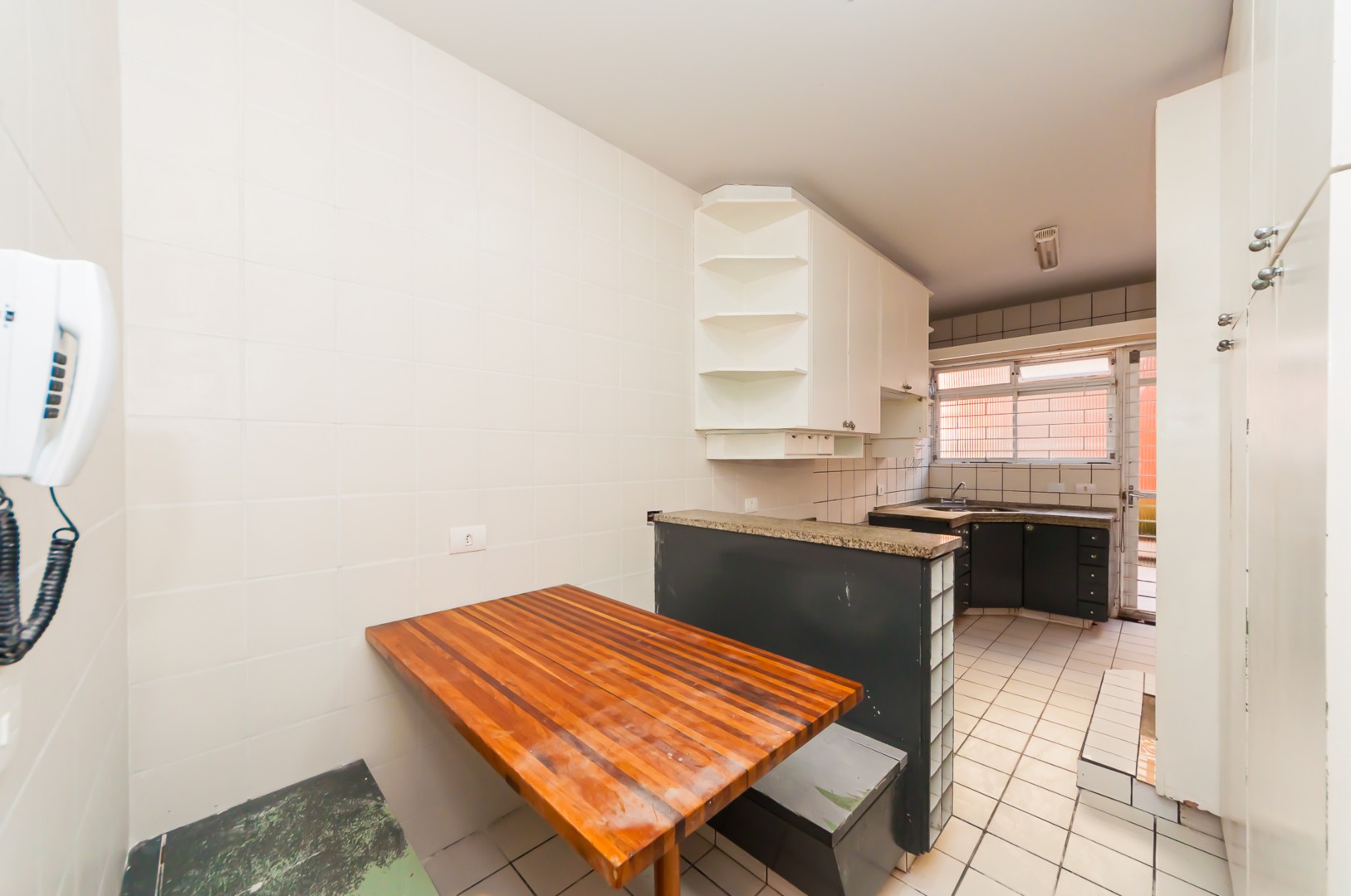 Apartamento para alugar em Juveve, Curitiba — MAFI ADMINISTRADORA DE IMOVEIS LTDA