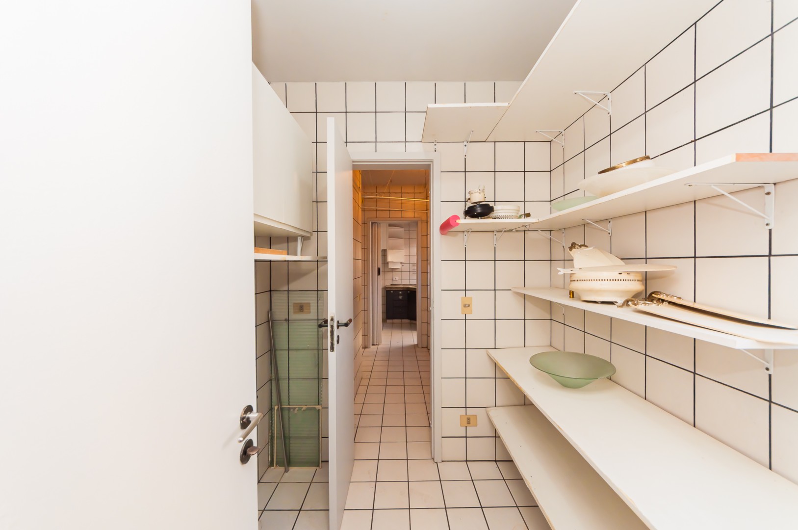 Apartamento para alugar em Juveve, Curitiba — MAFI ADMINISTRADORA DE IMOVEIS LTDA