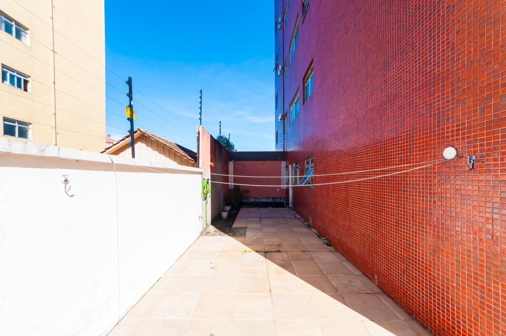 Apartamento para alugar em Juveve, Curitiba — MAFI ADMINISTRADORA DE IMOVEIS LTDA