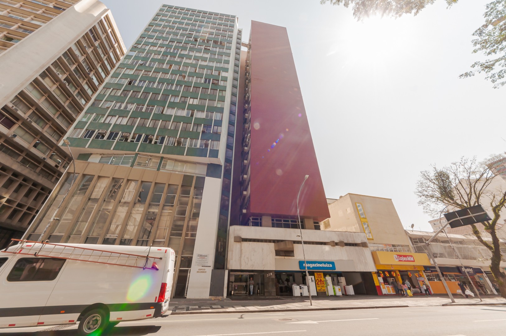 Conjunto Comercial para locacao no Centro em Curitiba com 34m² por R$ 812,50