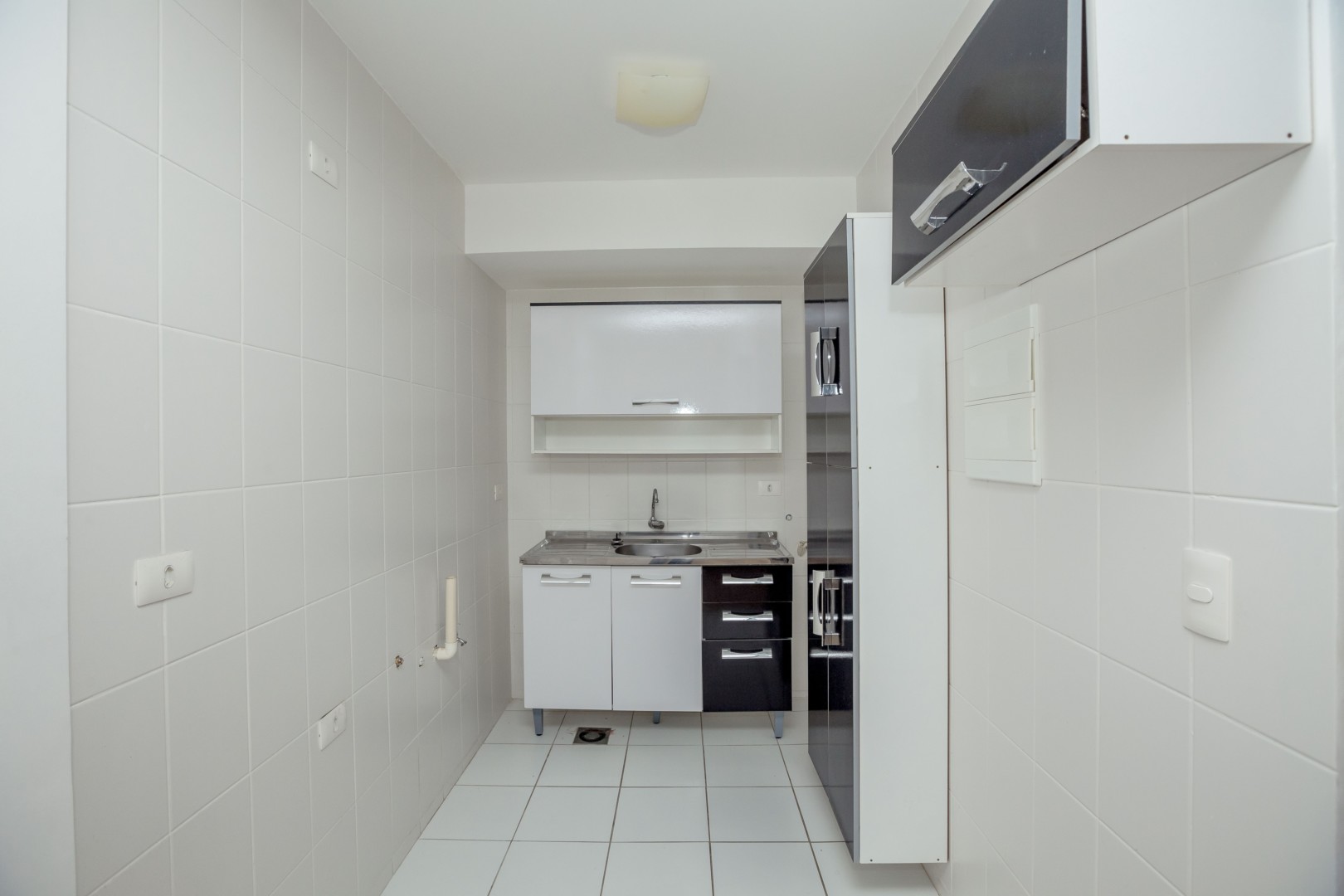 Apartamento para locacao no Bigorrilho em Curitiba com 60m² por R$ 2.000,00
