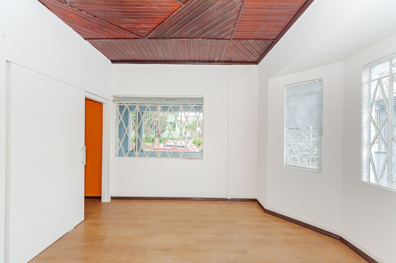 Comercial para alugar em Sao Francisco, Curitiba — Kondor Imóveis: Imobiliária em Curitiba | Uma imobiliária pra você