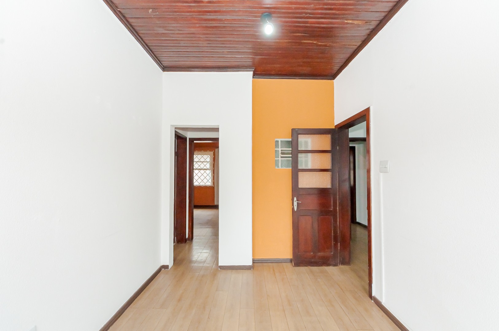 Comercial para alugar em Sao Francisco, Curitiba — Kondor Imóveis: Imobiliária em Curitiba | Uma imobiliária pra você