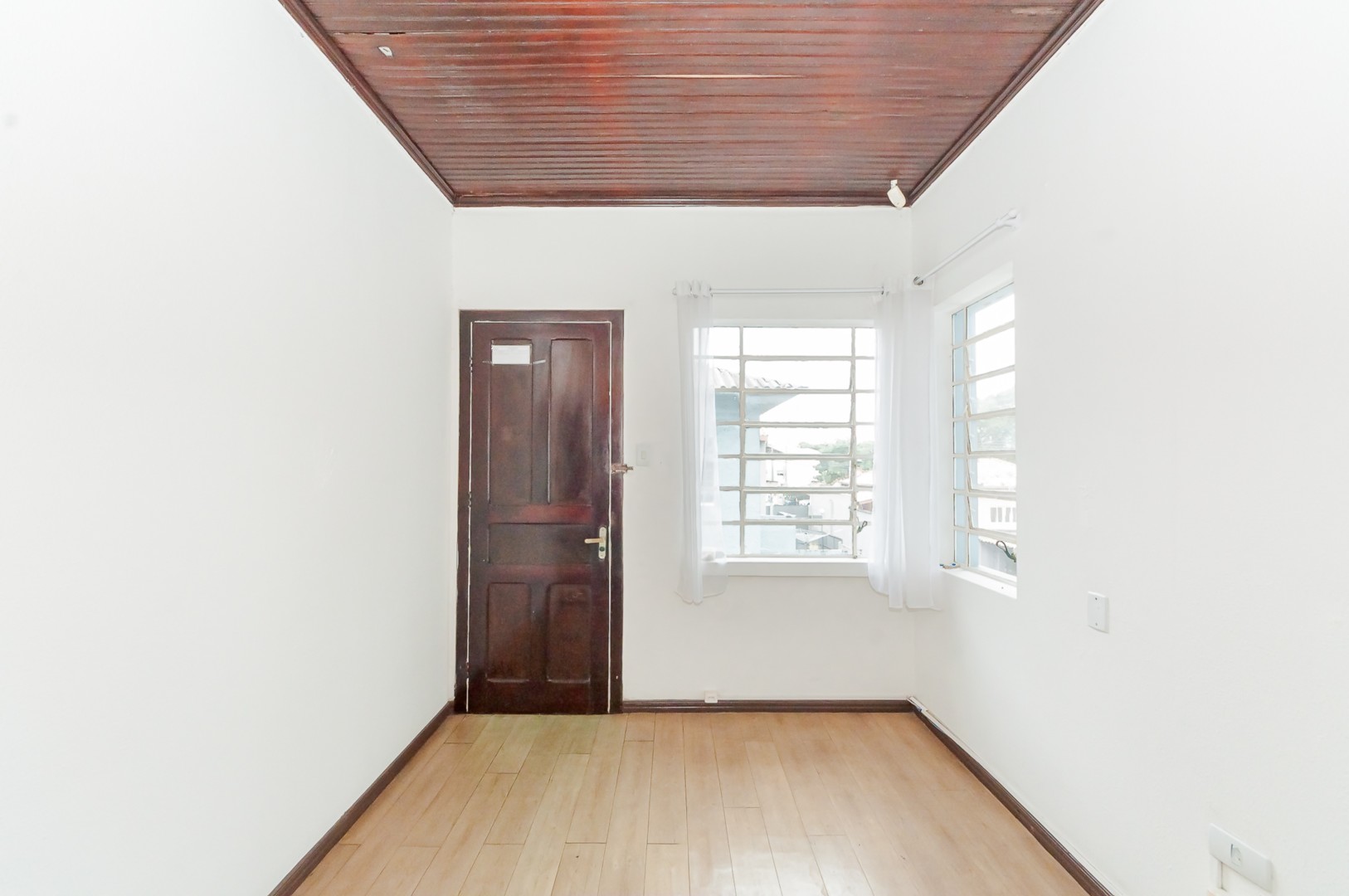 Comercial para alugar em Sao Francisco, Curitiba — Kondor Imóveis: Imobiliária em Curitiba | Uma imobiliária pra você