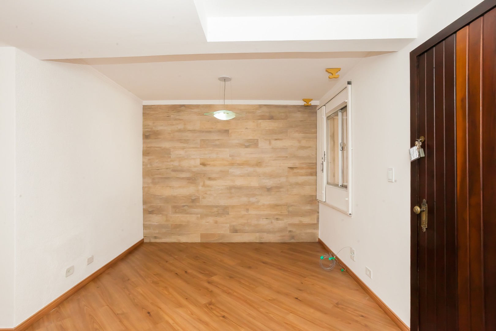 Sobrado para locacao no Sao Francisco em Curitiba com 139m² por R$ 3.125,00