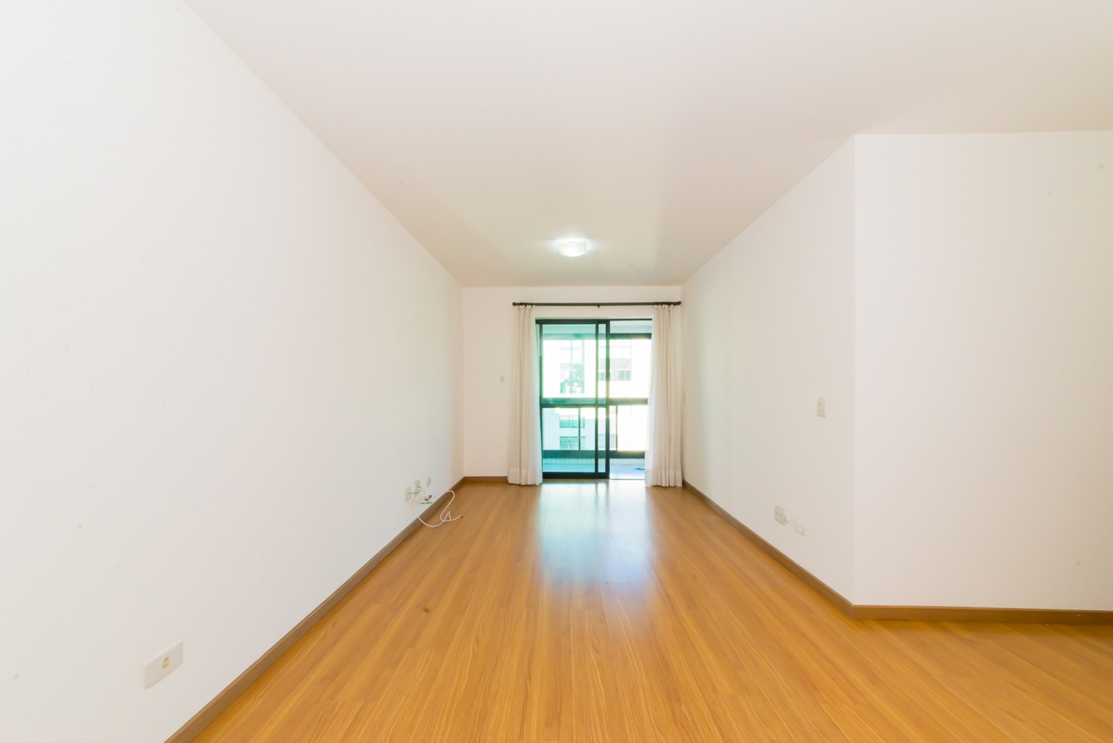 Apartamento para locacao no Boa Vista em Curitiba com 101m² por R$ 3.625,00