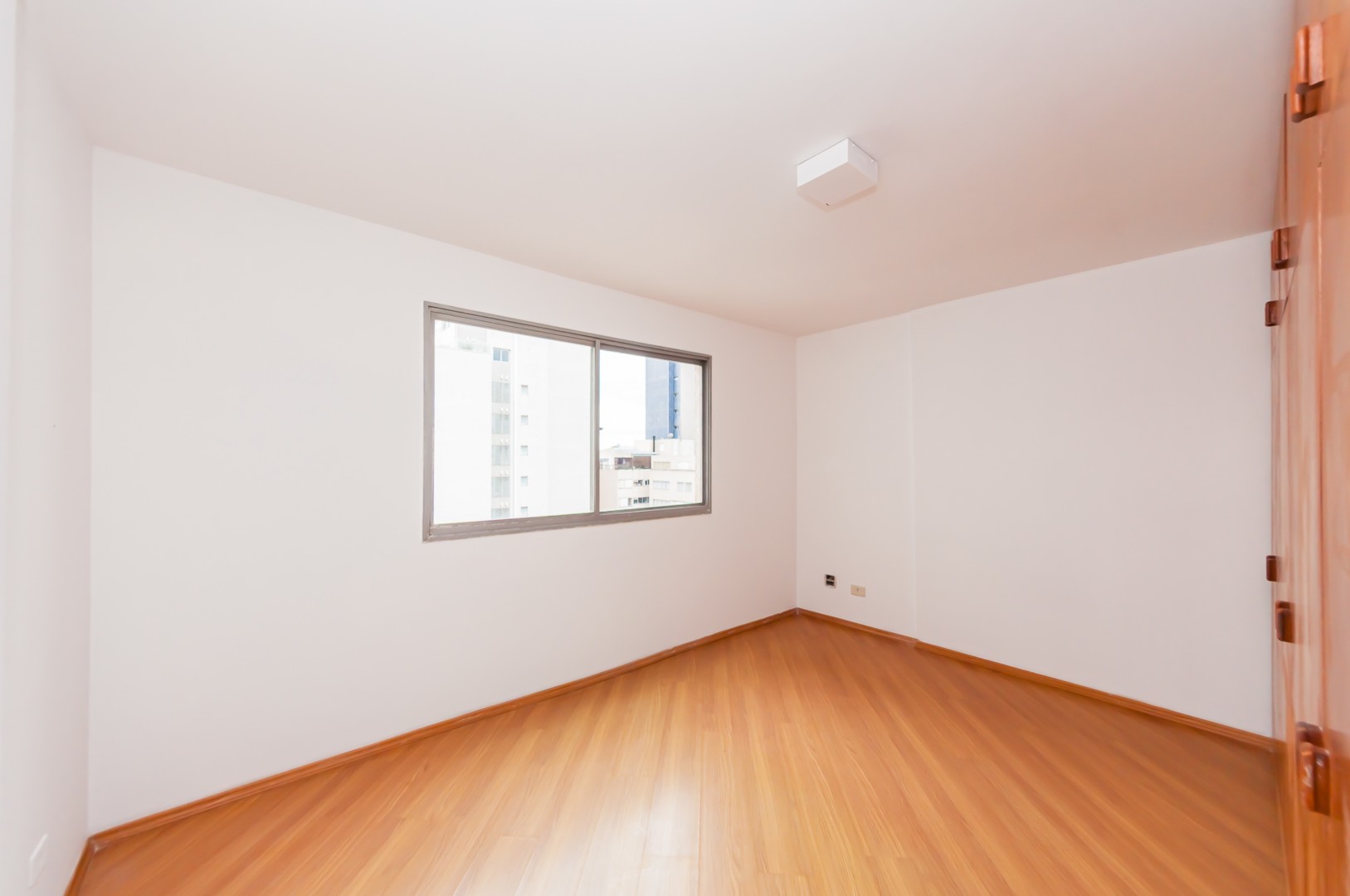 Apartamento para alugar em Batel, Curitiba — Portal Chave Fácil