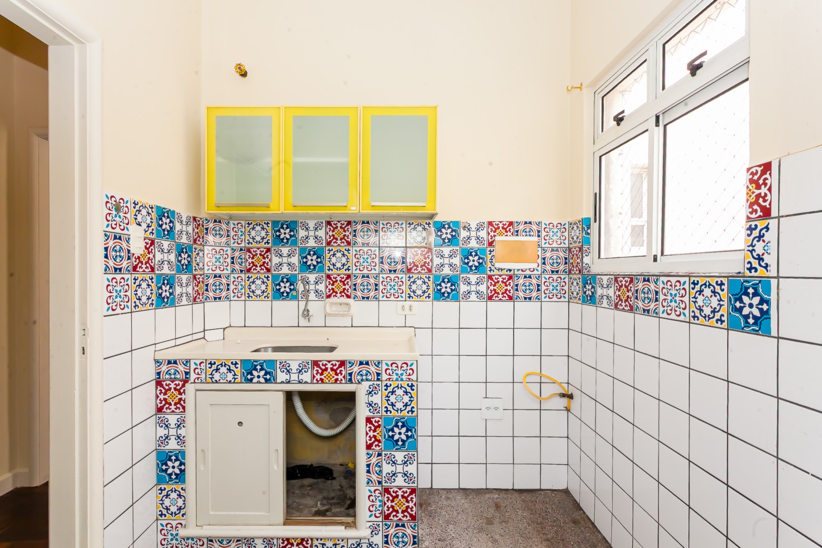 Apartamento para alugar em Centro, Curitiba — Portal Chave Fácil