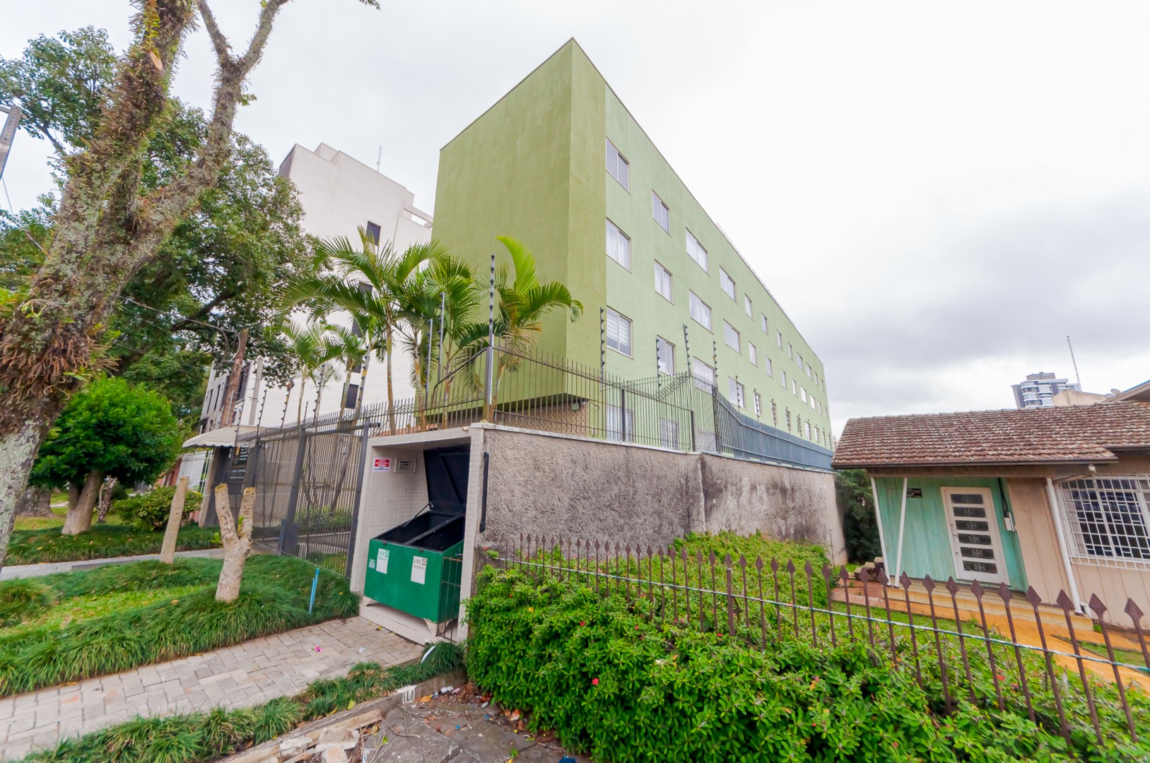 Apartamento para venda no Agua Verde em Curitiba com 129,83m² por R$ 499.000,00