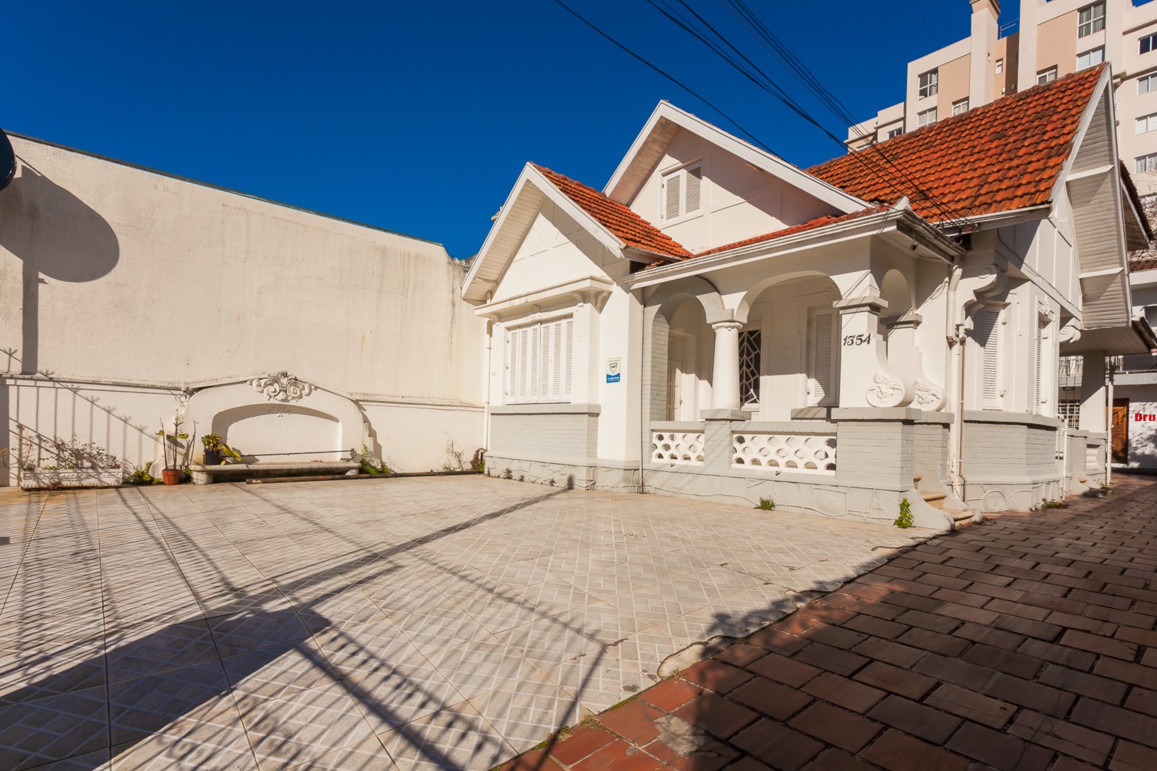 Casa para locacao no Reboucas em Curitiba com 109m² por R$ 5.750,00