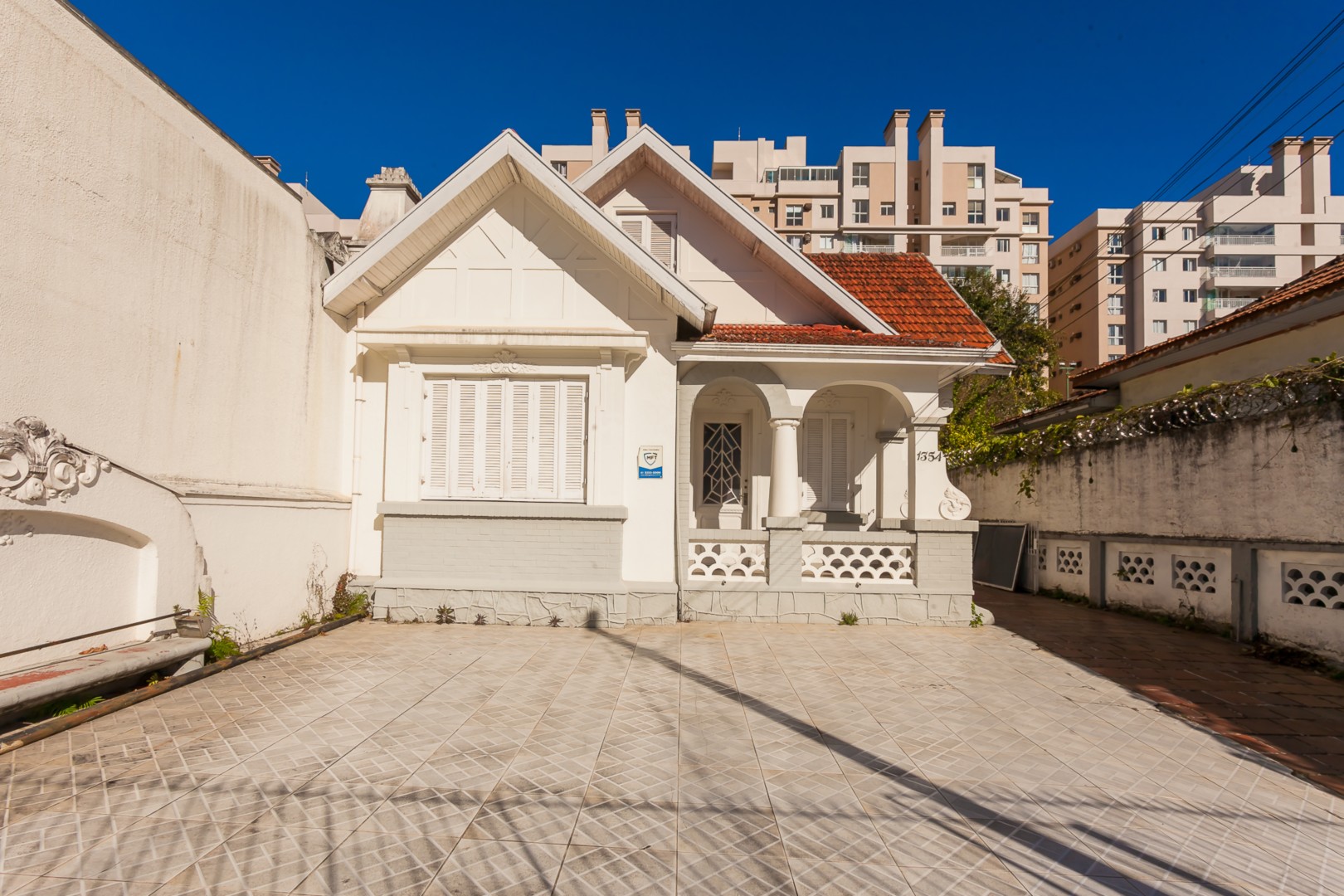 Casa para locacao no Reboucas em Curitiba com 207m² por R$ 5.750,00