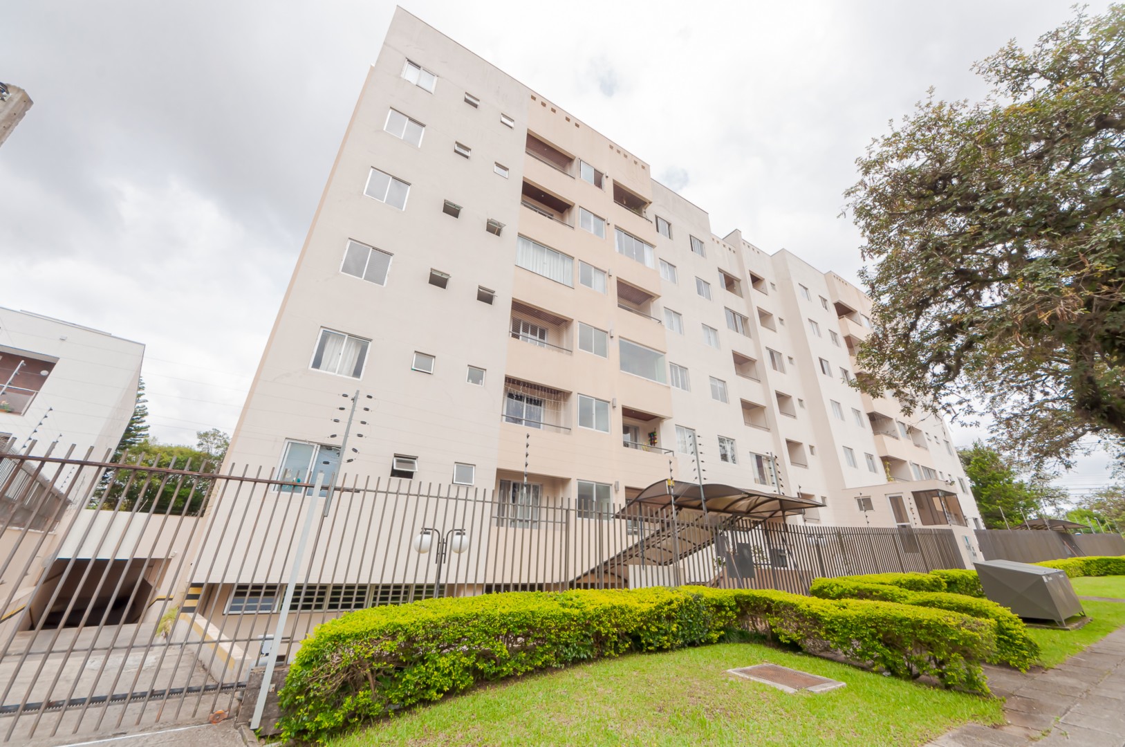 Apartamento para venda no Bacacheri em Curitiba com 137m² por R$ 530.000,00