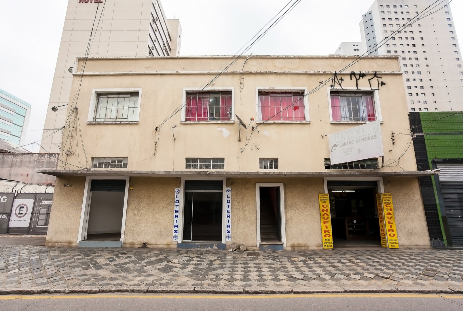 Loja para locacao no Centro em Curitiba com 20m² por R$ 812,50