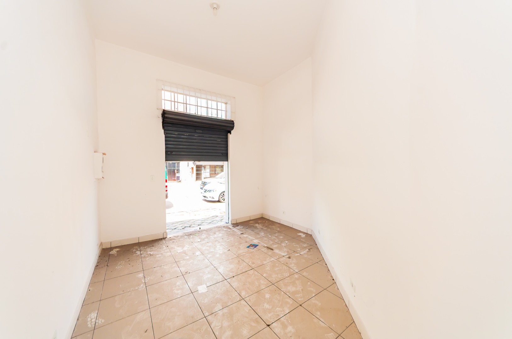 Loja para locacao no Centro em Curitiba com 20m² por R$ 812,50