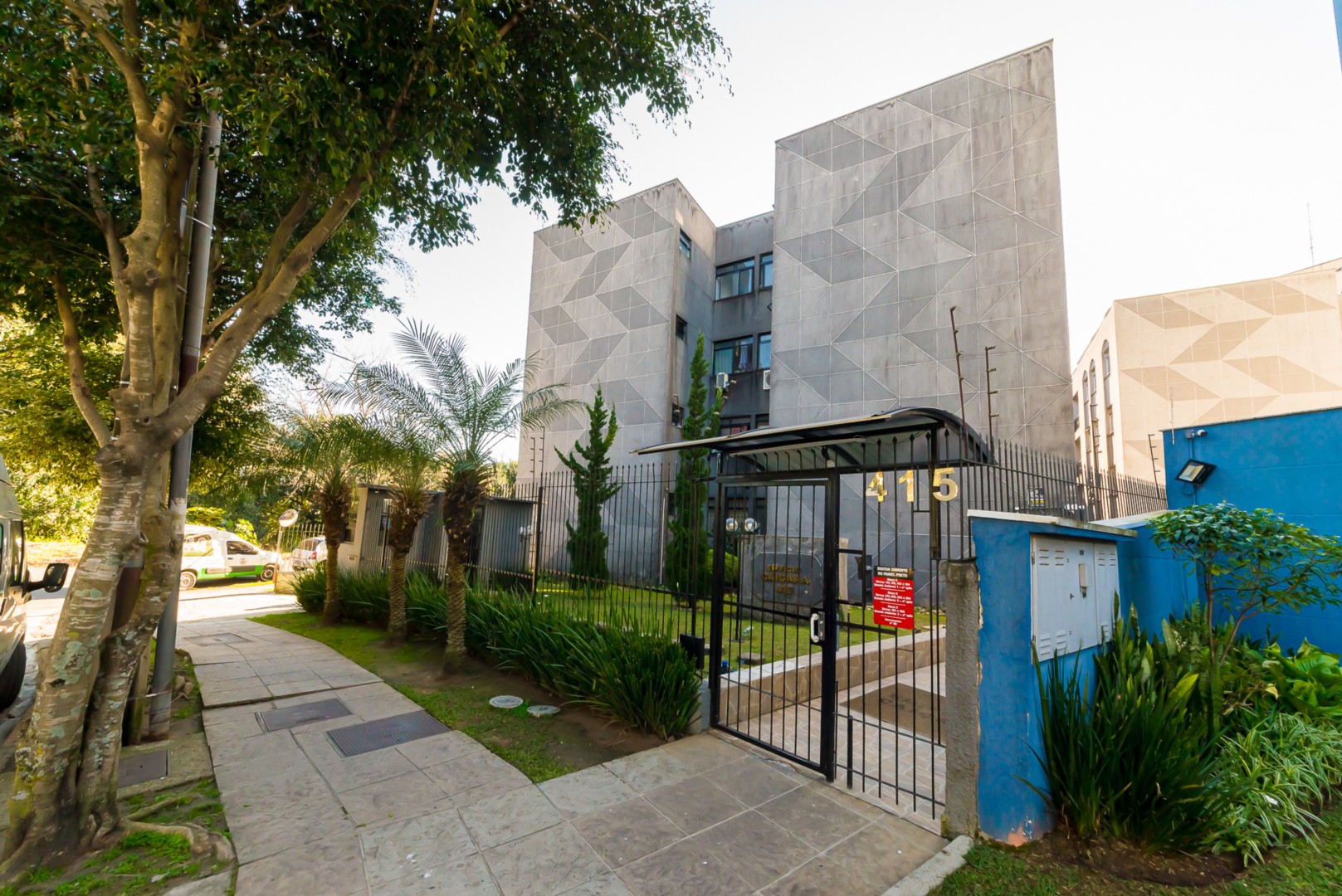 Apartamento para locacao no Cabral em Curitiba com 108,2m² por R$ 2.500,00