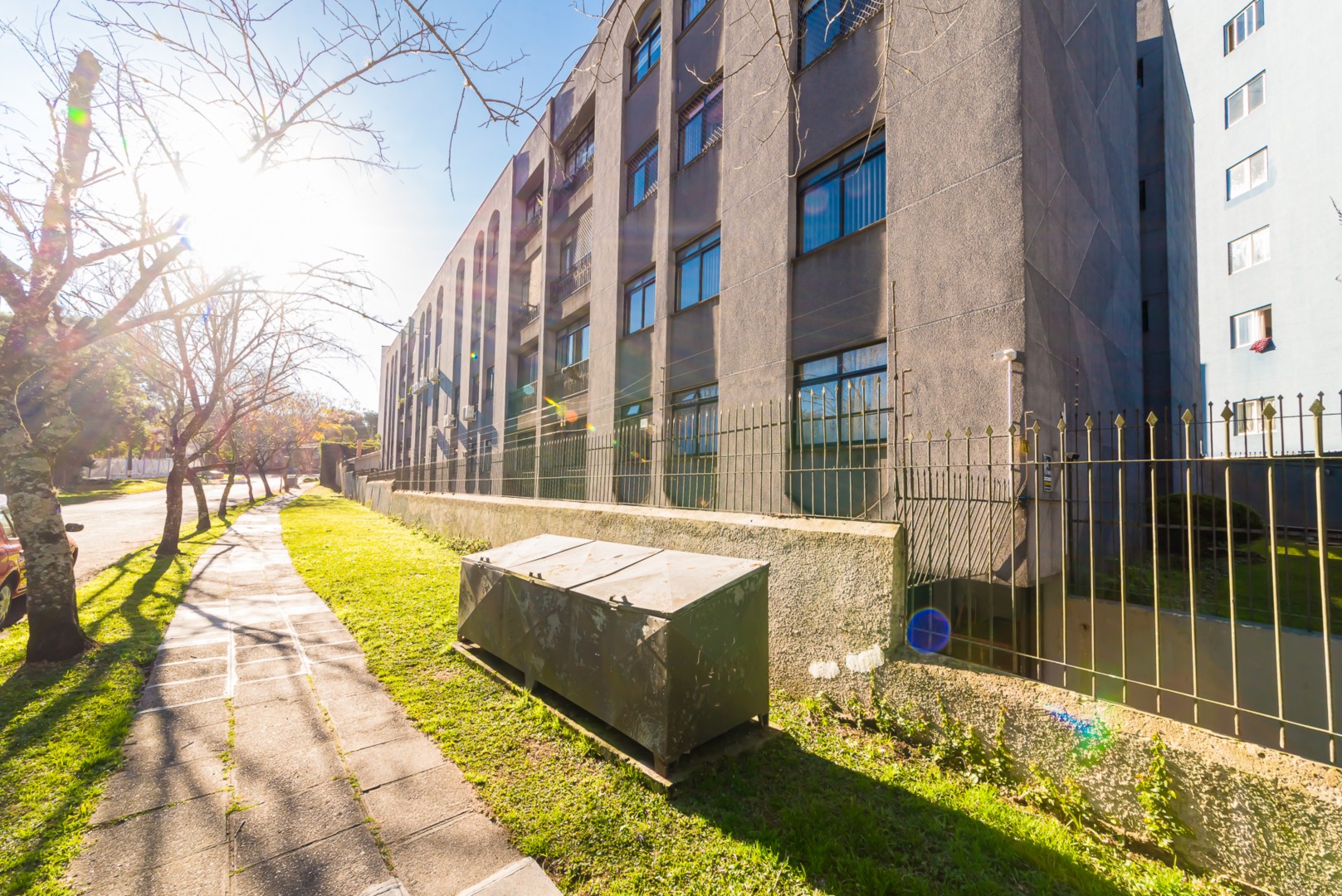 Apartamento para locacao no Cabral em Curitiba com 108,2m² por R$ 2.750,00