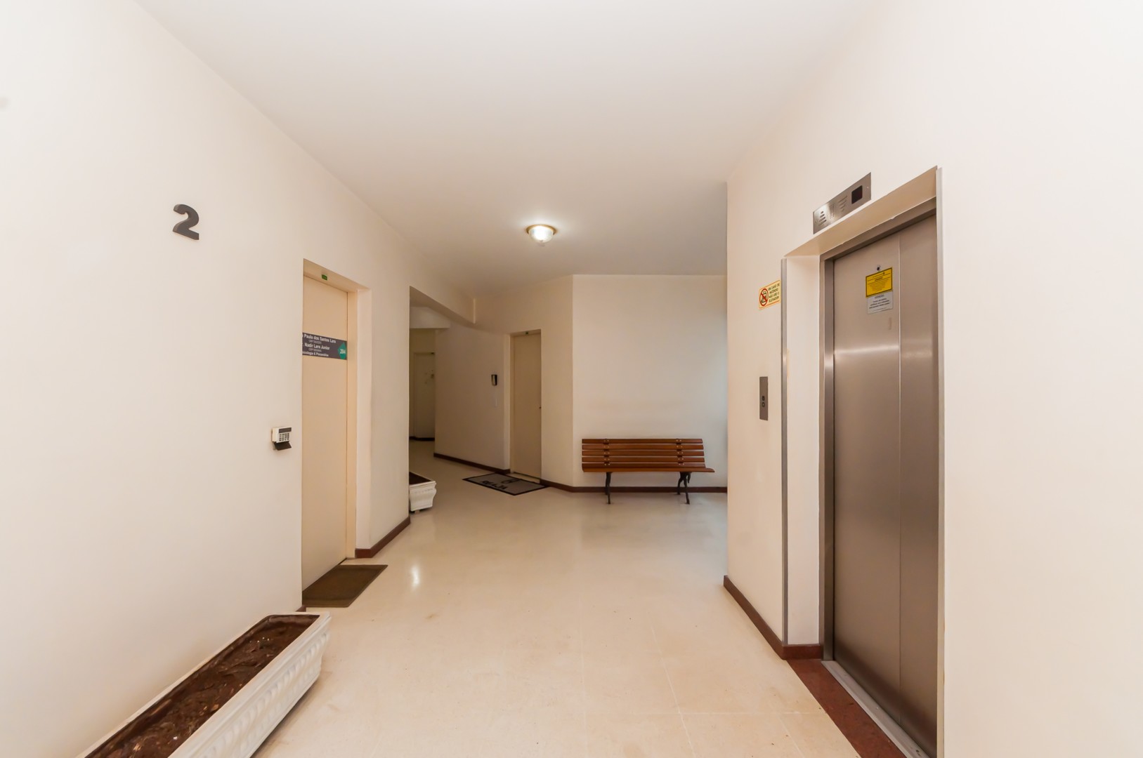 Conjunto Comercial para venda no Hugo Lange em Curitiba com 27,22m² por R$ 150.000,00
