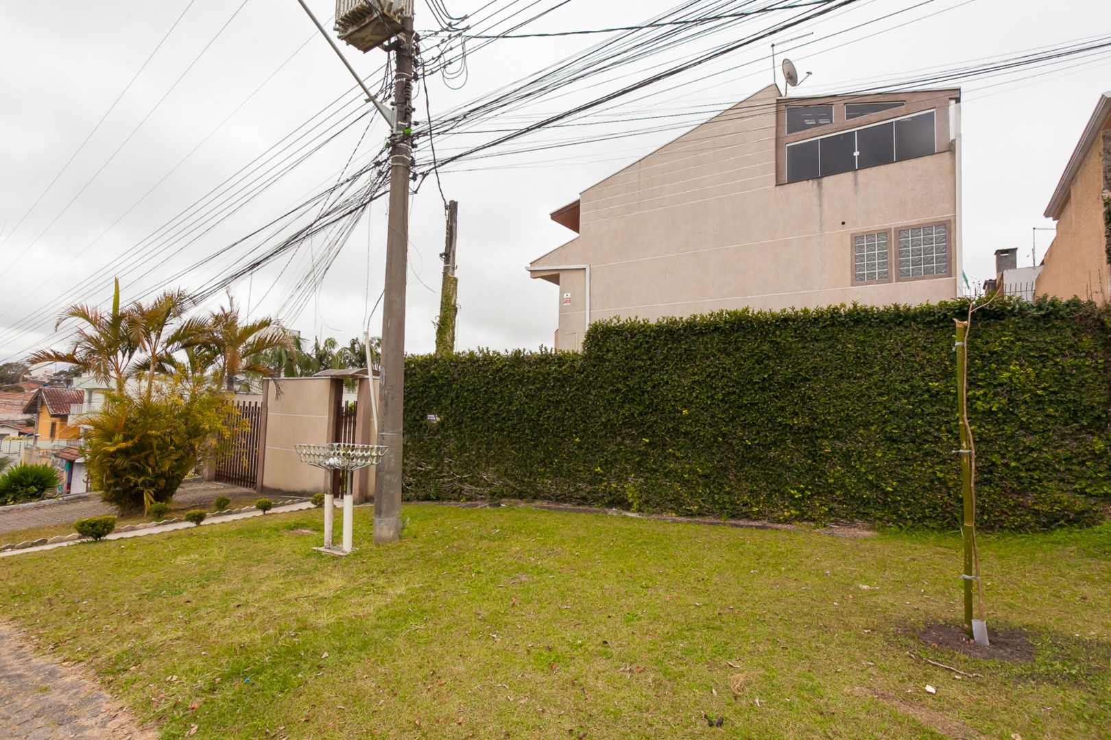 Sobrado para venda no Cajuru em Curitiba com 117m² por R$ 500.000,00
